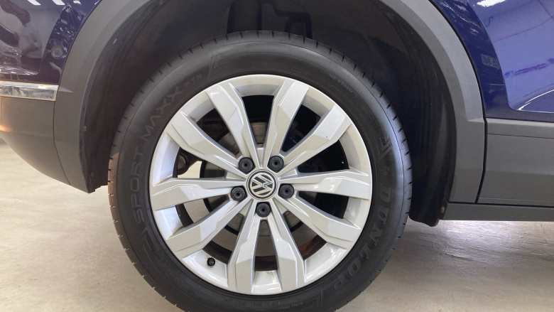 Volkswagen T-Roc 1.0 TSI SE 5dr Petrol Hatchback